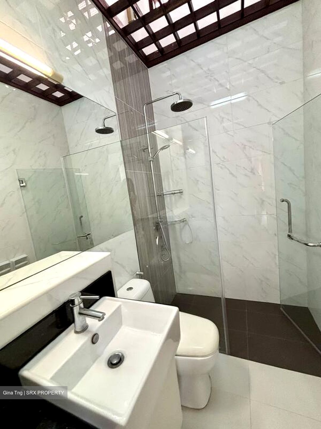 Chartwell Drive (D19), Terrace #500401241